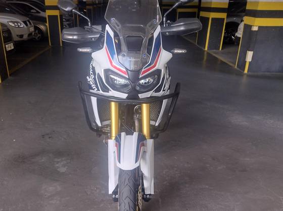 HONDA CRF 1000L AFRICA TWIN ABS HONDA CRF 1000L AFRICA TWIN ABS